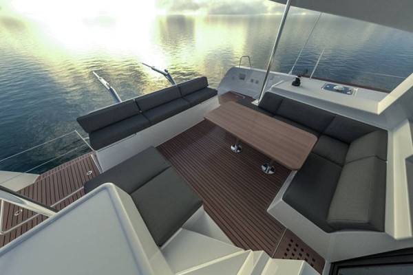 Journée à Saint Raphaël / Saint Tropez "Découverte de la voile" en catamaran privatisé - 12 personnes - Expérience Côte d'Azur