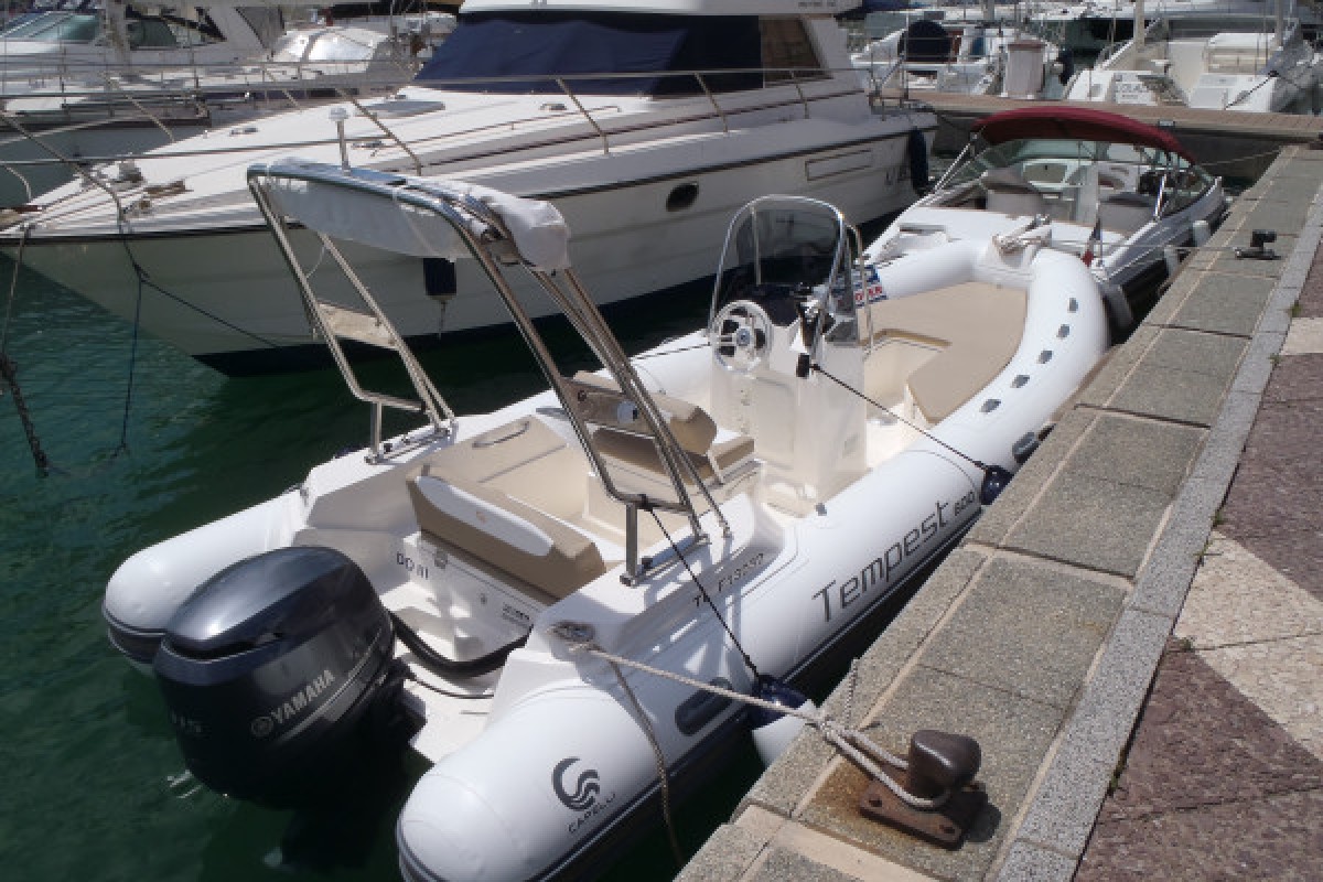 Location Bateau 6 Personnes - Journée  - Expérience Côte d'Azur