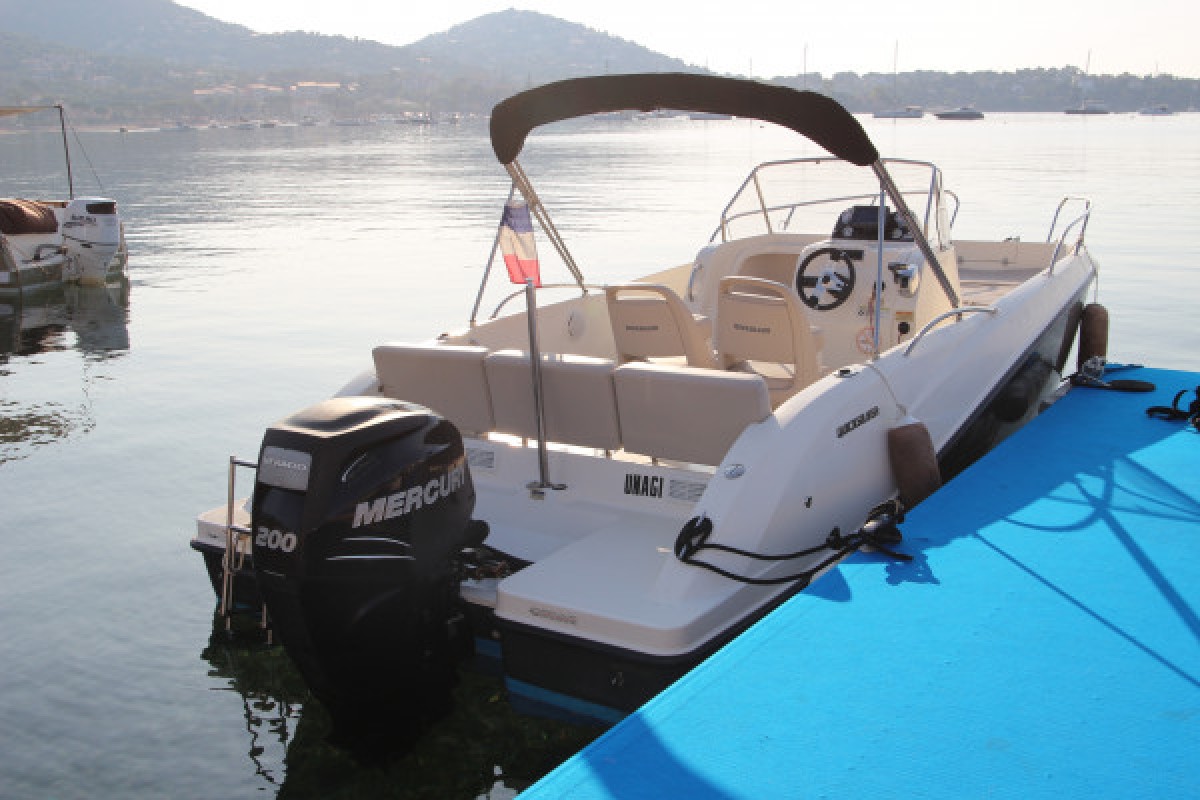 Location bateau - Quicksilver 675 (200CV) - Agay - Expérience Côte d'Azur