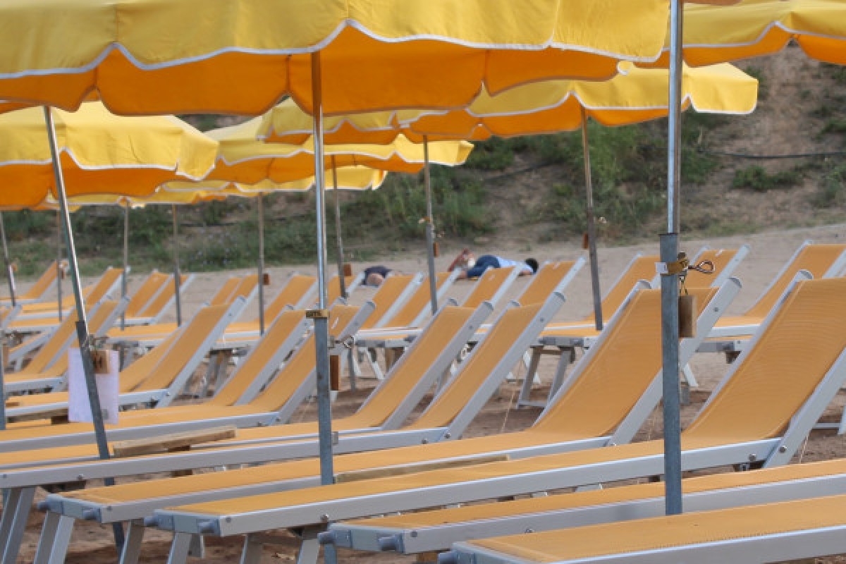 Location de transats à la journée - Expérience Côte d'Azur