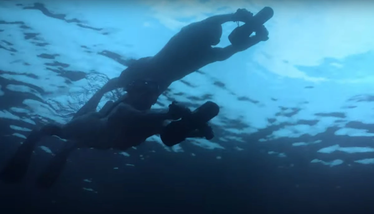 Location journée scooters sous-marins U1  – Livraison incluse - Expérience Côte d'Azur