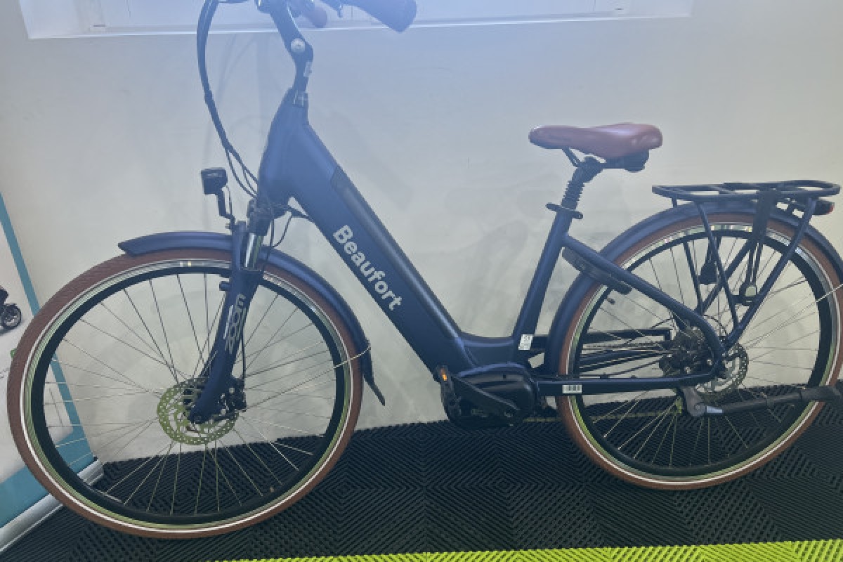 Location vélo à Bagnols en Forêt Expérience Côte d'Azur