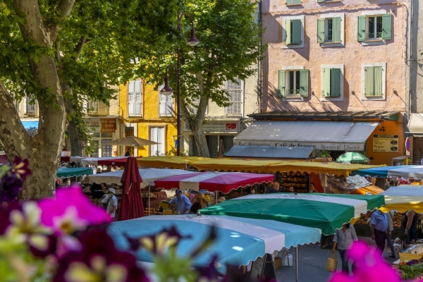 Marché de Riez et Gréoux les Bains - Excursion en Autocar - Expérience Côte d'Azur