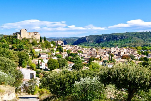 Marché de Riez et Gréoux les Bains - Excursion en Autocar - Expérience Côte d'Azur