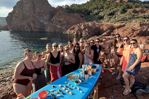 OFFRE GROUPES combo Koh-Lanta + Apéro calanques - Expérience Côte d'Azur