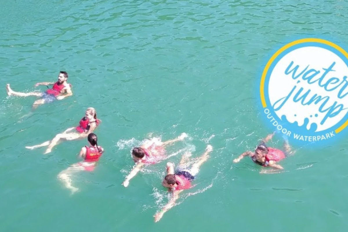 Parc aquatique -  WaterJump - dès 9 ans - Expérience Côte d'Azur