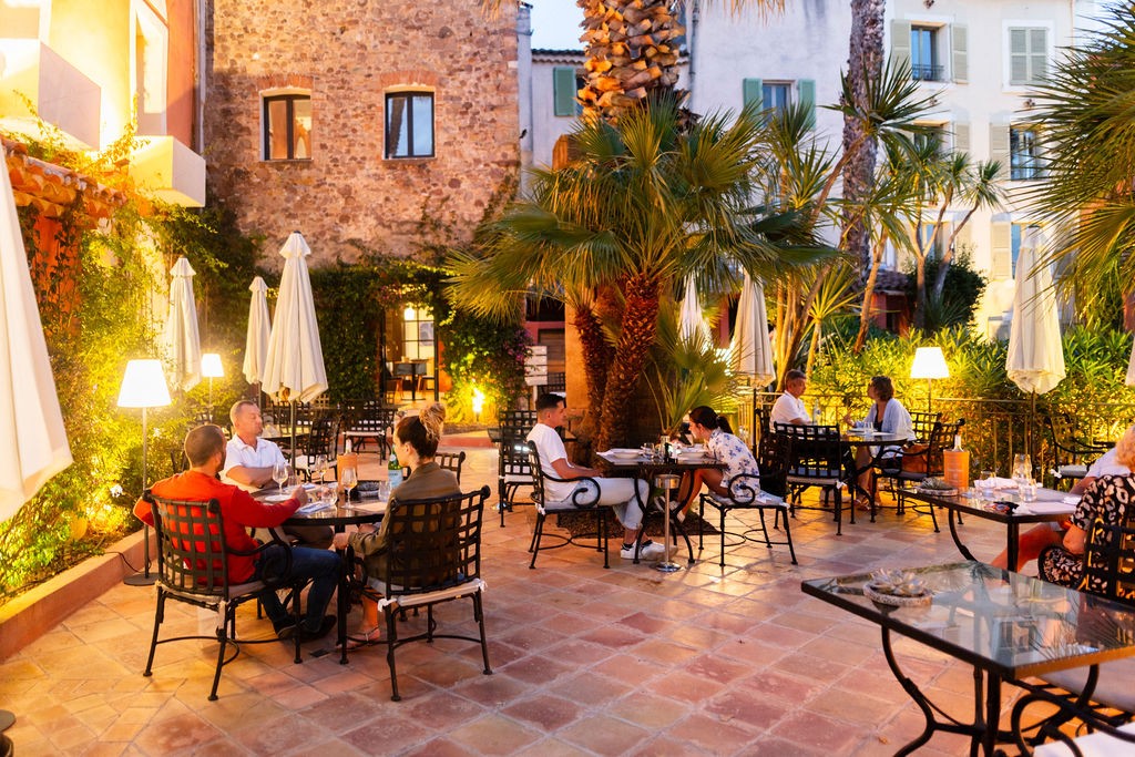 Réveillon gourmand dans un hôtel de charme - Fréjus - Expérience Côte d'Azur