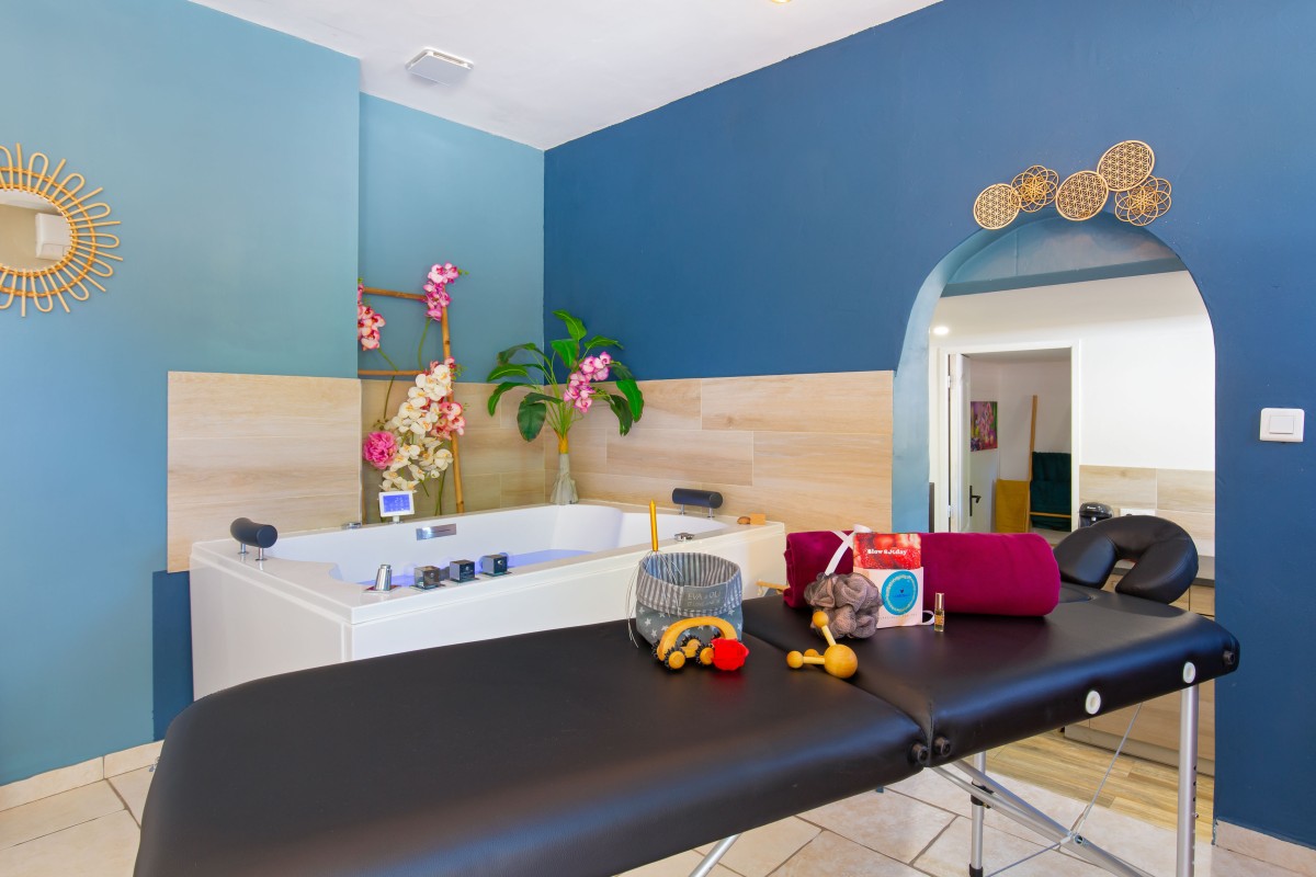 Séjour Escapade insolite en Love Room**** - Puget/Argens - Expérience Côte d'Azur