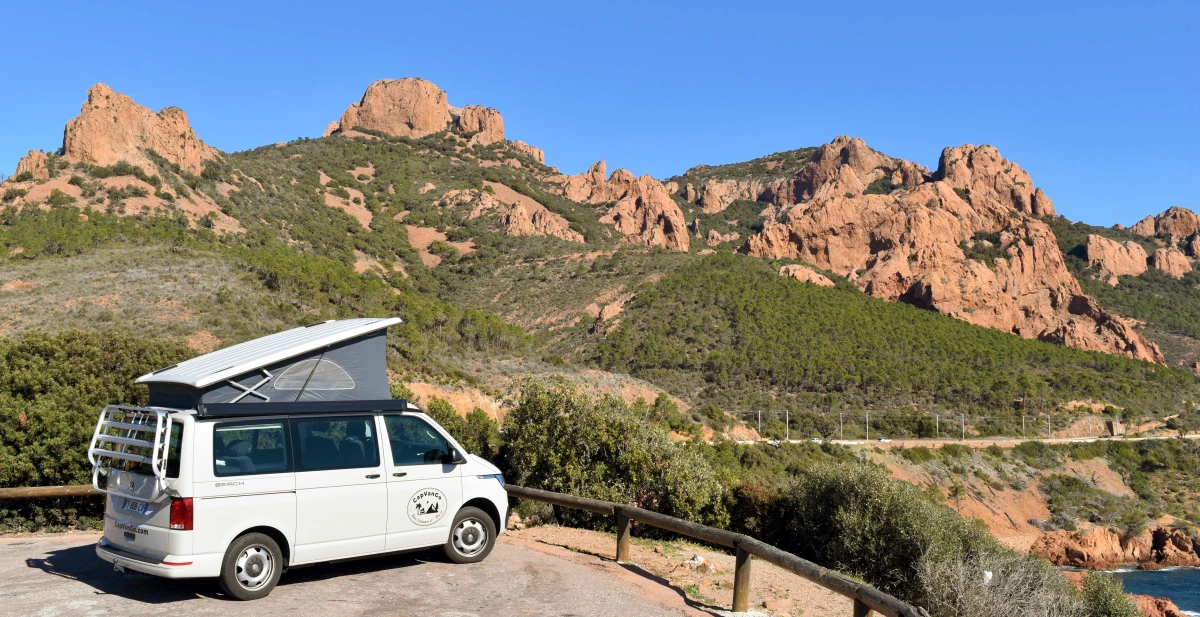 Séjour Road trip insolite en Van tout confort - Expérience Côte d'Azur