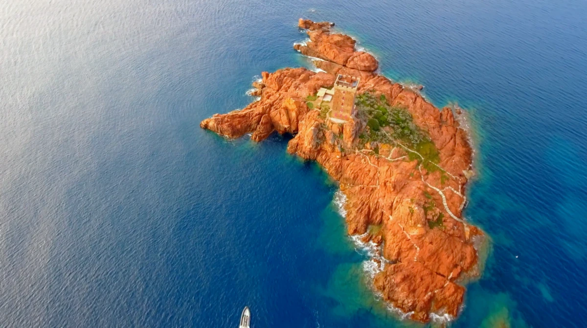Simone - Calanques Esterel - Expérience Côte d'Azur