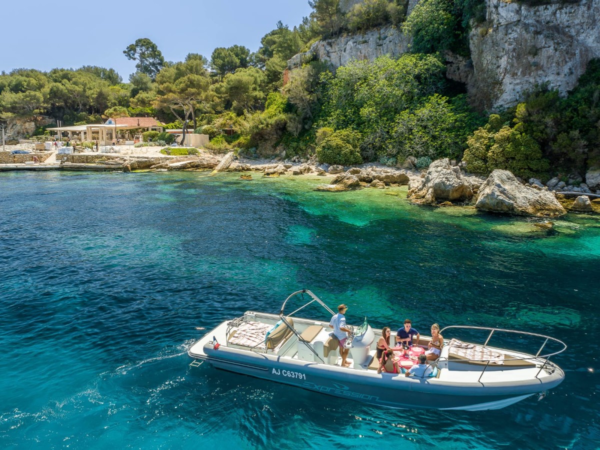Sortie en mer privatisée avec skipper - Expérience Côte d'Azur