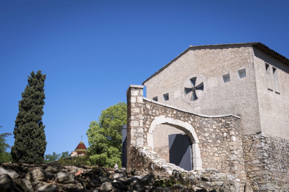 Commanderie de Peyrassol - Visite libre Art Vignes & Forêt - Expérience Côte d'Azur