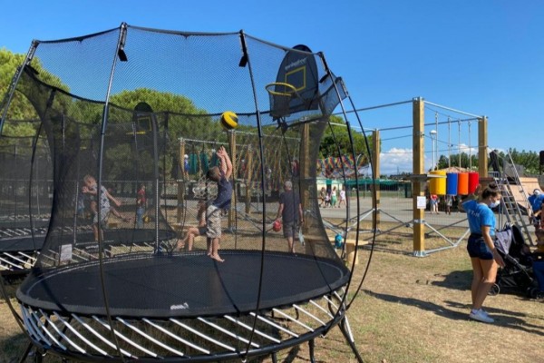 Votre Basket-Trampoline à Fréjus ! - Réservez l'activité - Expérience Côte  d'Azur